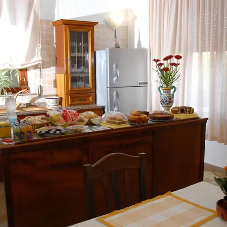 La Porta Del Cilento Bed and Breakfast 3*