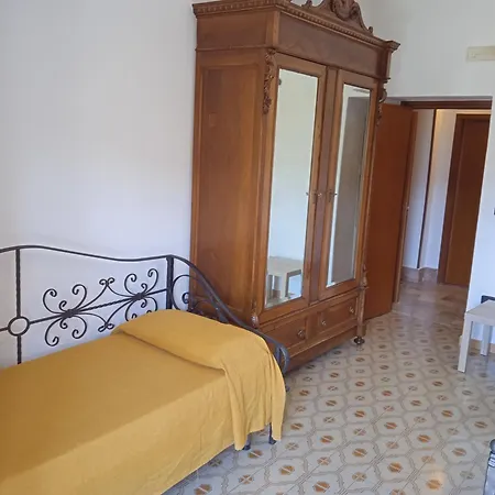 Bed and Breakfast La Porta Del Cilento