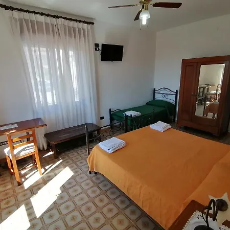 Bed & Breakfast La Porta Del Cilento