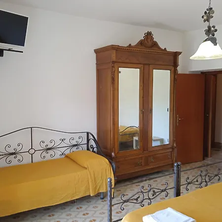 Bed & Breakfast La Porta Del Cilento *